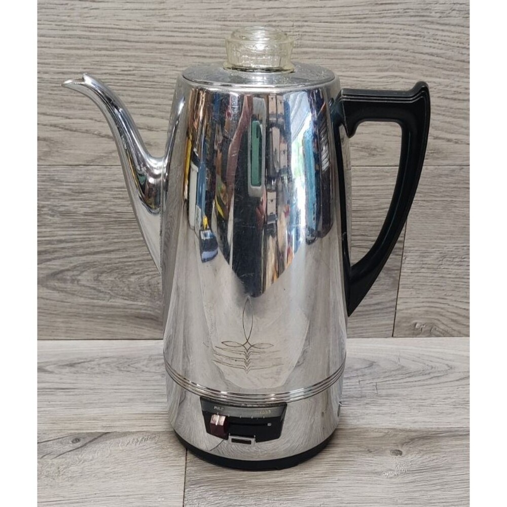 VTG Coffeematic by Universal Model EA-4428 Percolator No Cord or Filter Basket